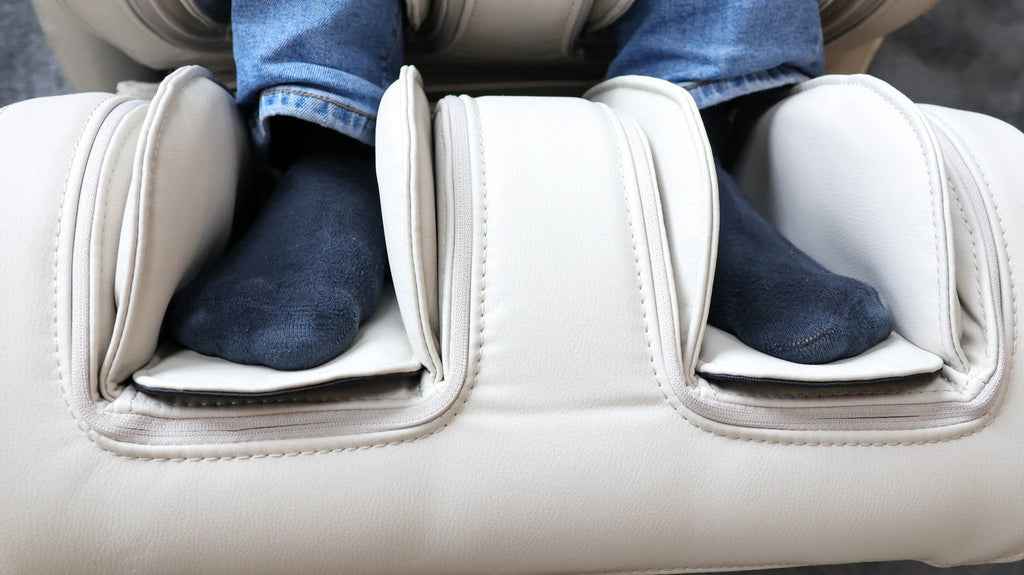 Comfortable foot insert for reducing intensity