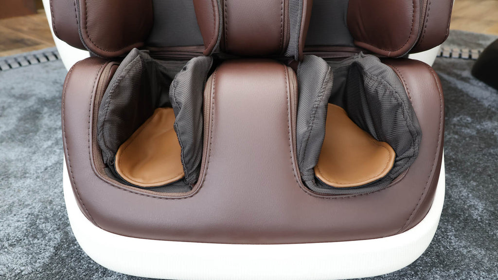 Comfortable foot insert for reducing intensity